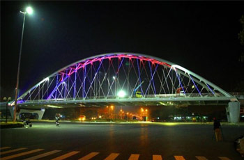 Hai Phong’s giant flyover opens to traffic